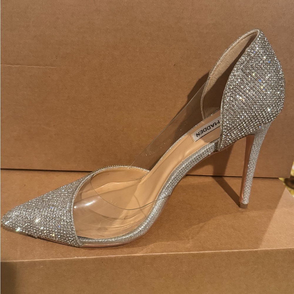 Steve Madden Silver Heels with Stiletto and Open Side